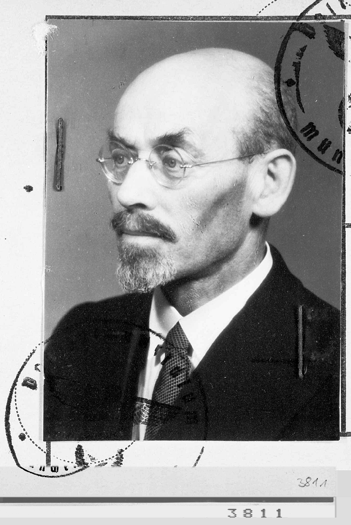 Schmal