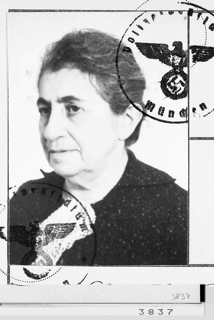 Ella Schönbacher Schönbacher