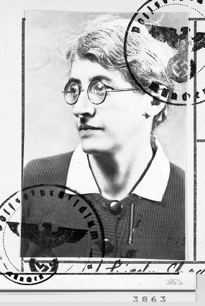 Frieda Schott Schott